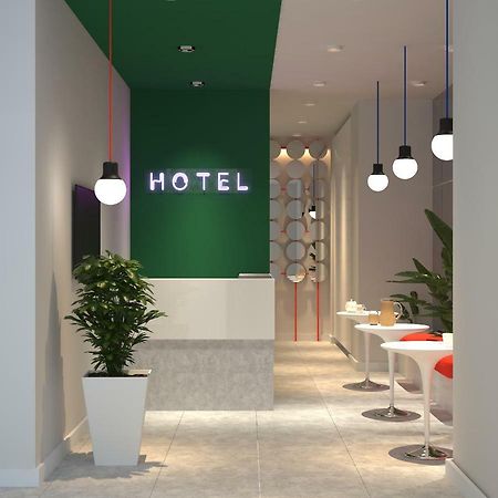Vere Side Hotel Tbilisi Buitenkant foto