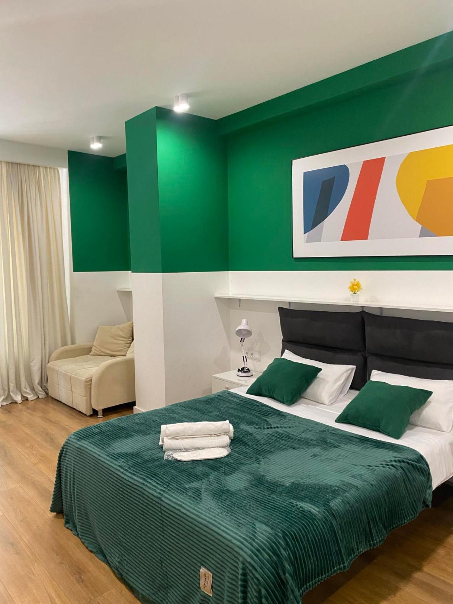 Vere Side Hotel Tbilisi Buitenkant foto