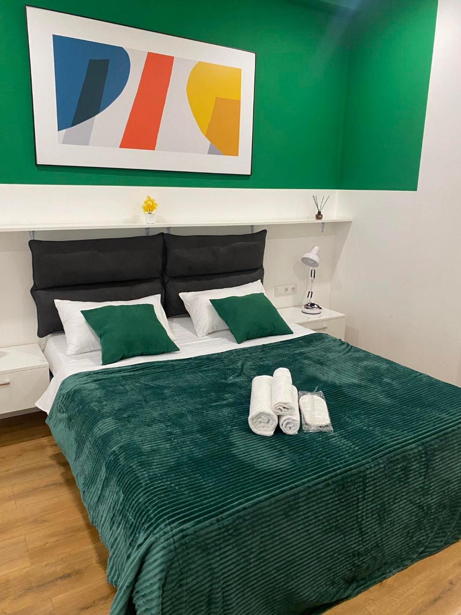 Vere Side Hotel Tbilisi Buitenkant foto