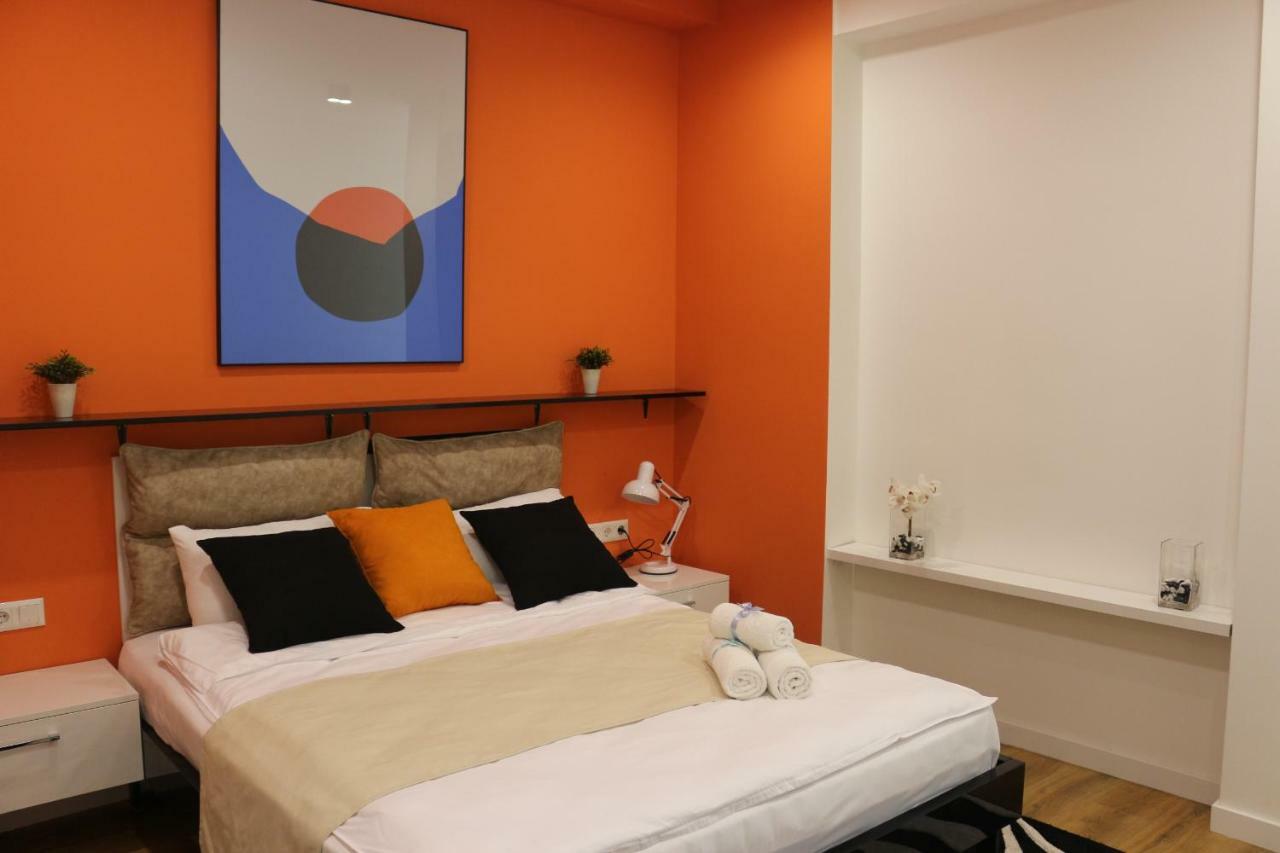 Vere Side Hotel Tbilisi Buitenkant foto