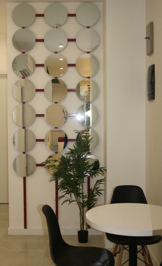 Vere Side Hotel Tbilisi Buitenkant foto